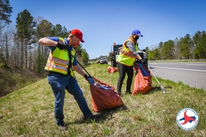 NCDOT sets new yearly litter collection record of 11 million pounds