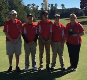 The 2017 SEC champion Red Rams golf course. Pictured left to right: Cameron Way, Brayden Bailey, Caleb Talton, Neel Butler and head coach Phyllis Lupo.