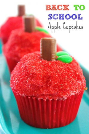 Cooking with Karlee: Back-to-School Apple Cupcakes and Photo Submissions